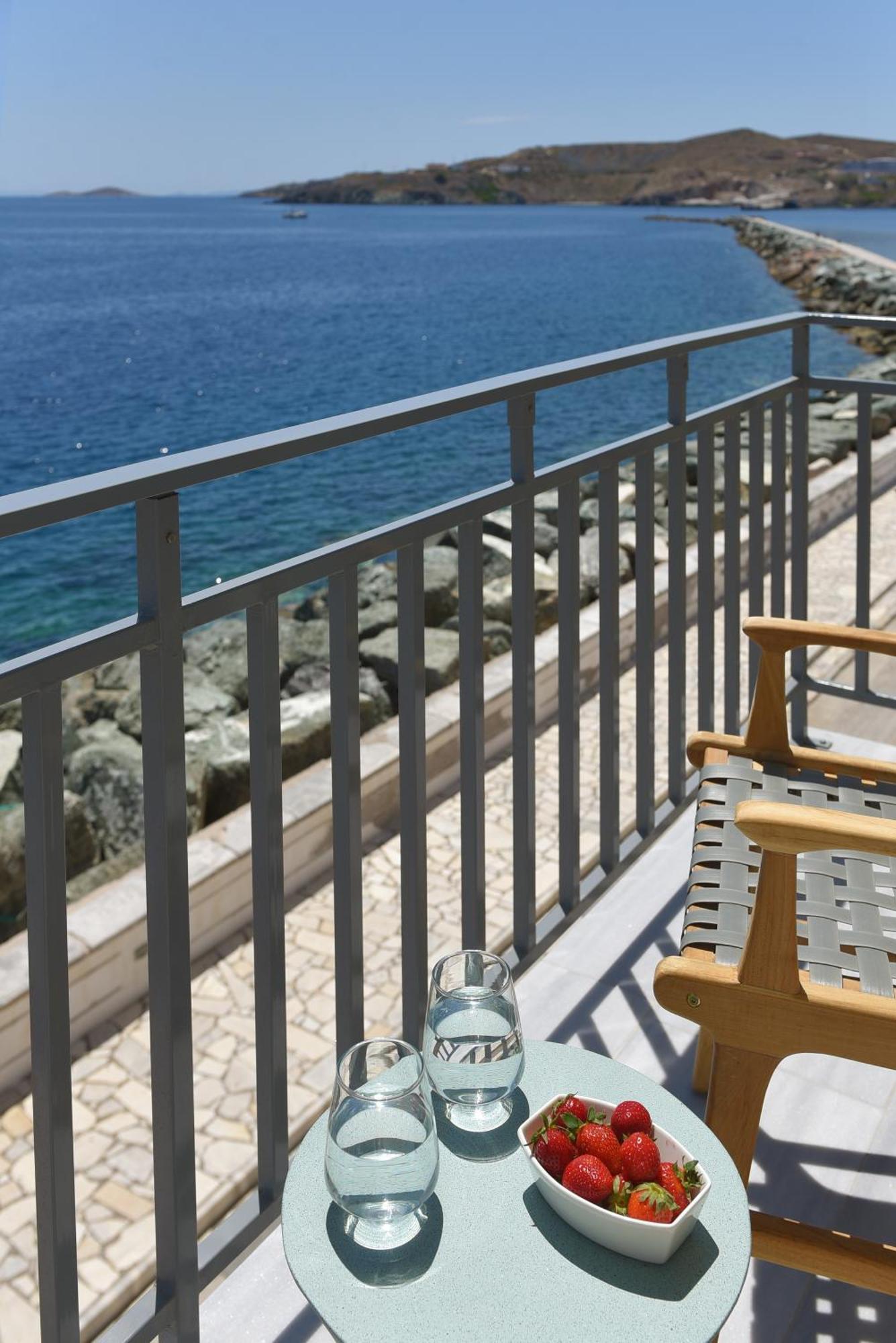 Anaya Suites Ερμούπολη Εξωτερικό φωτογραφία